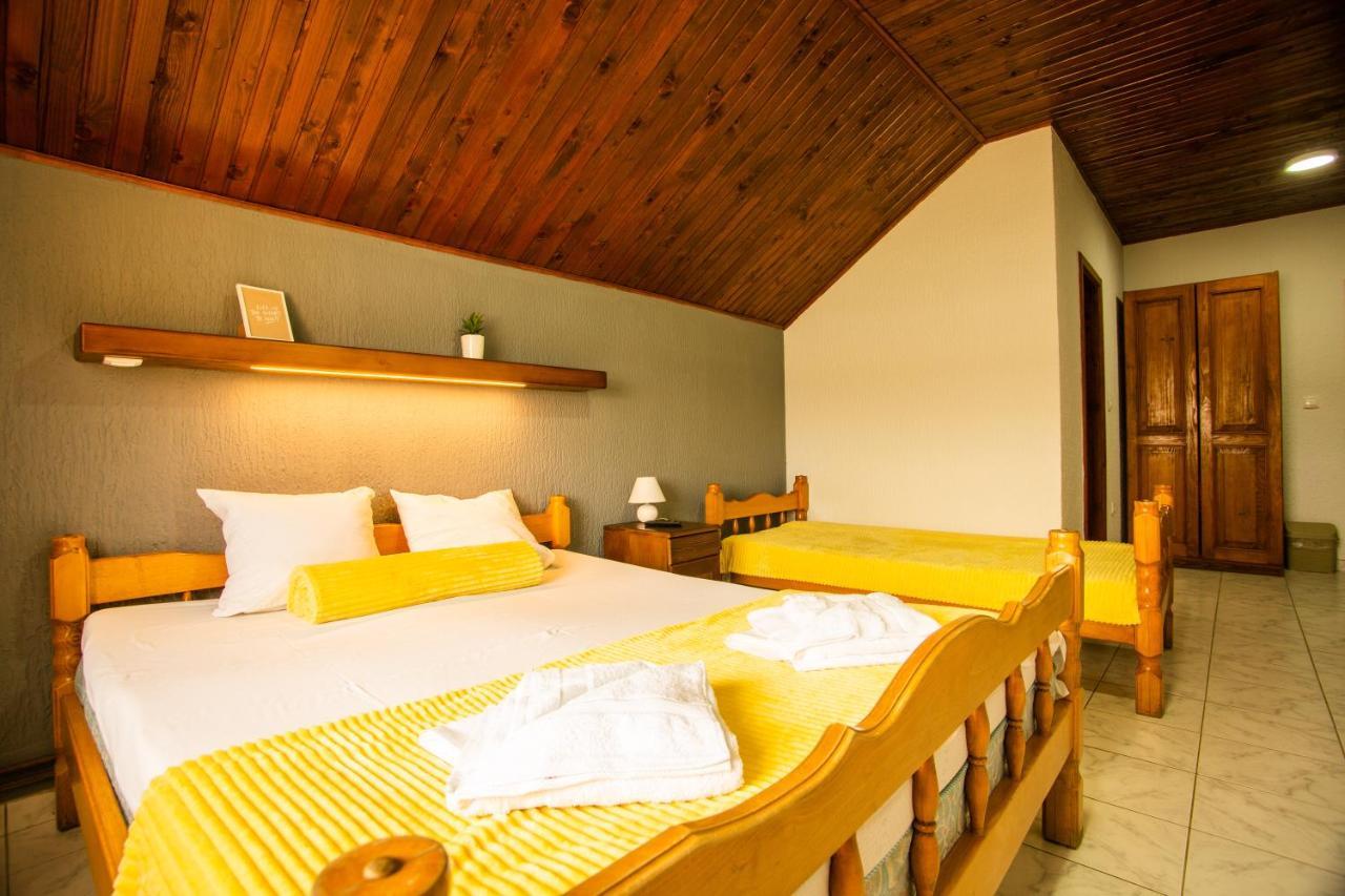Guest House Vila Alexandar Palić Extérieur photo